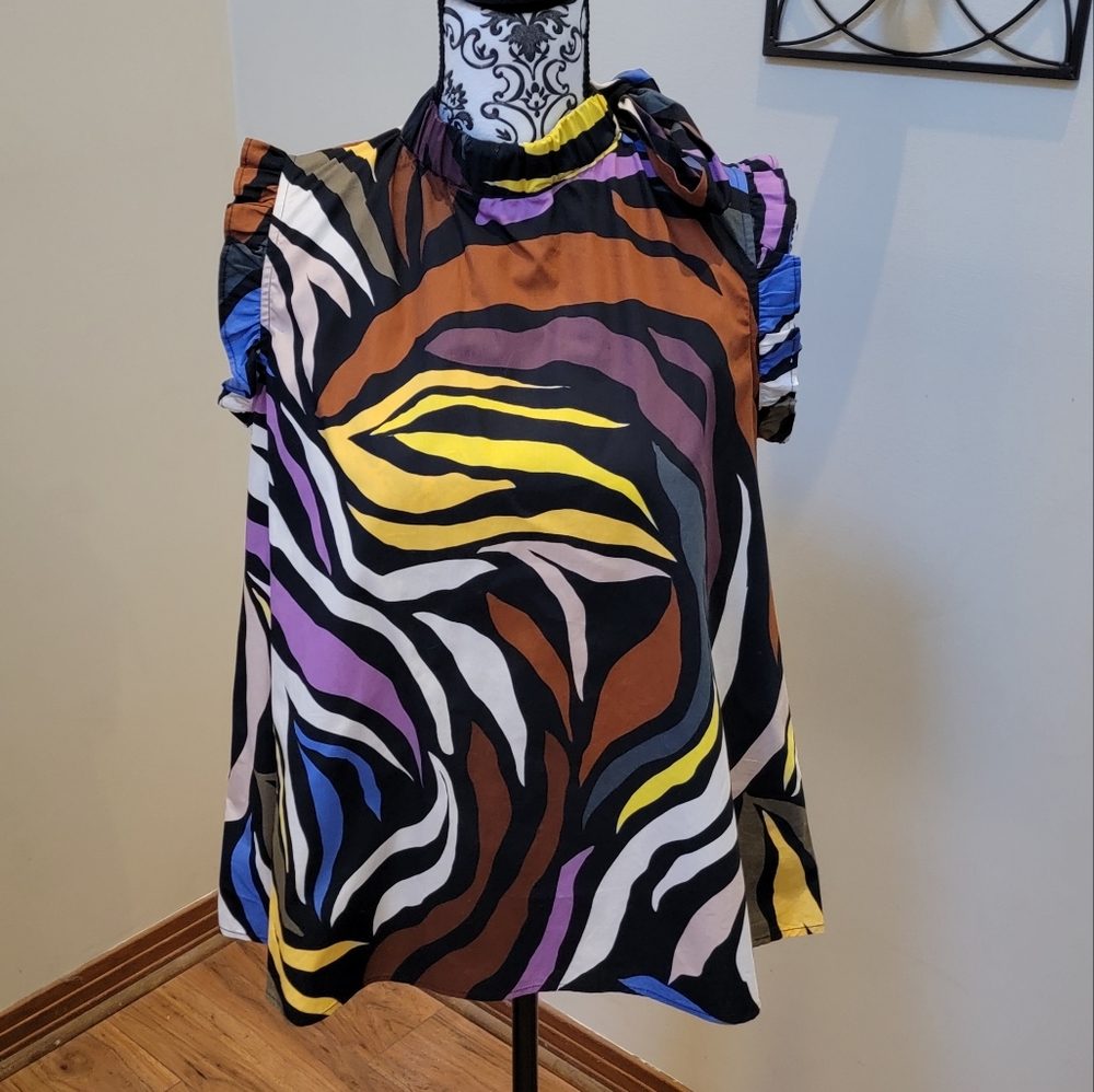 Who What Wear M Multi Colored Zebra Print Sleeveless Shirt
